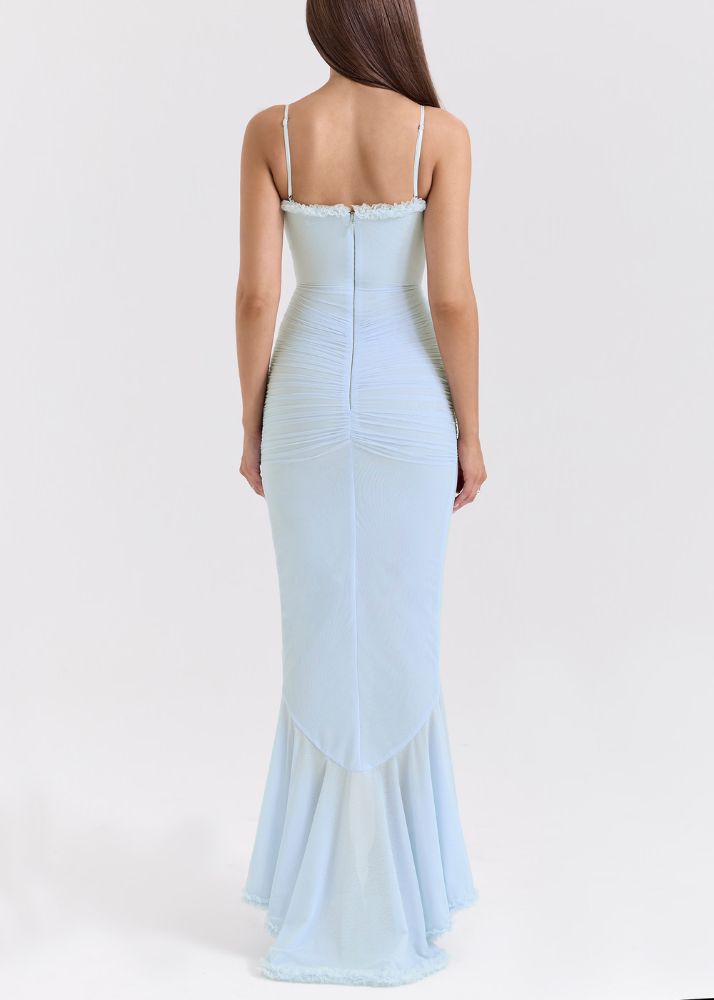 Camilia robe